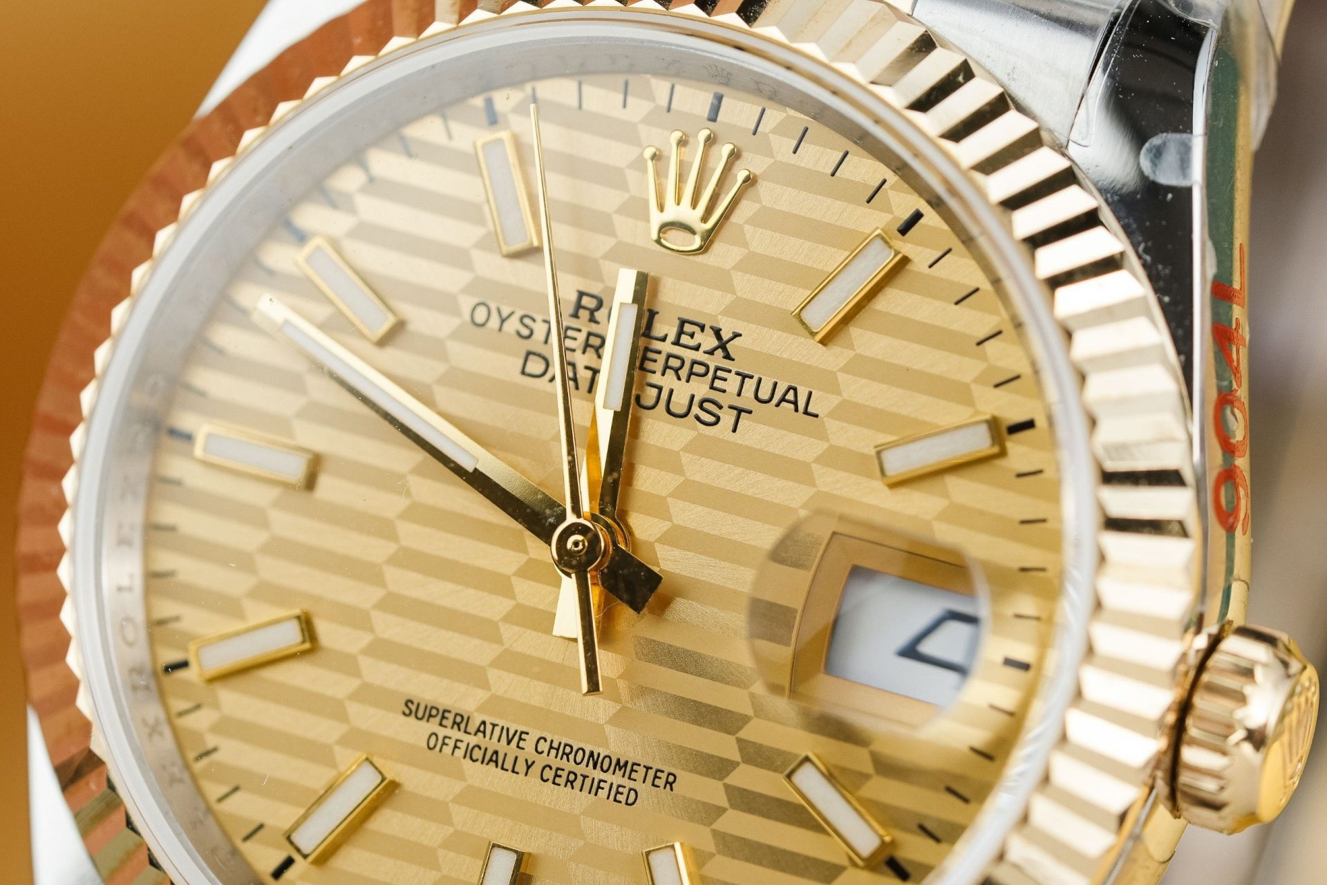 Rolex Best Replica Watch DateJust 126233 Yellow Champagne Fluted Dial Gold Wrapped 36mm - Top club