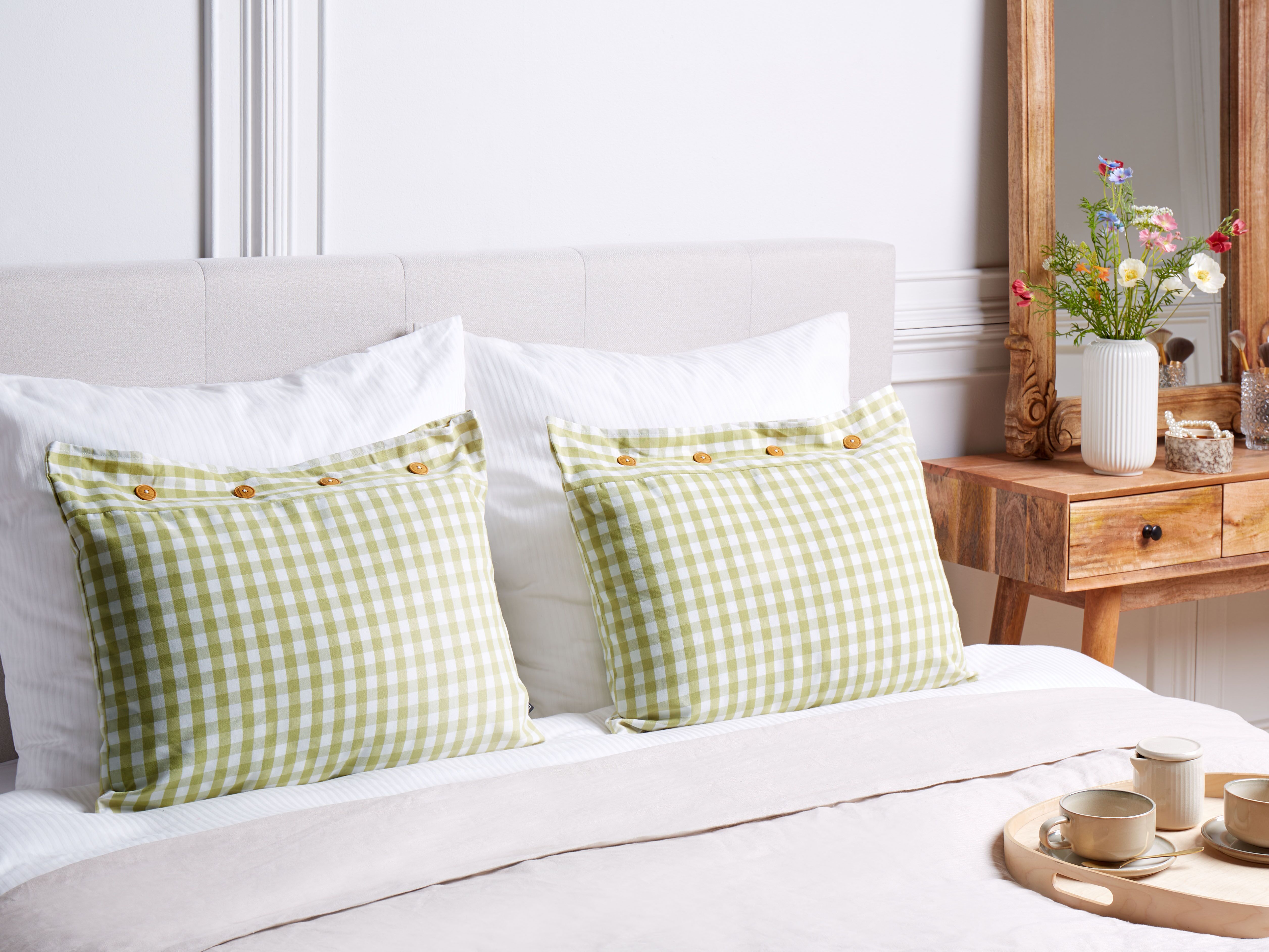 Set of 2 Decorative Cushions TALYA 40 x 60 cm Olive Green Checked