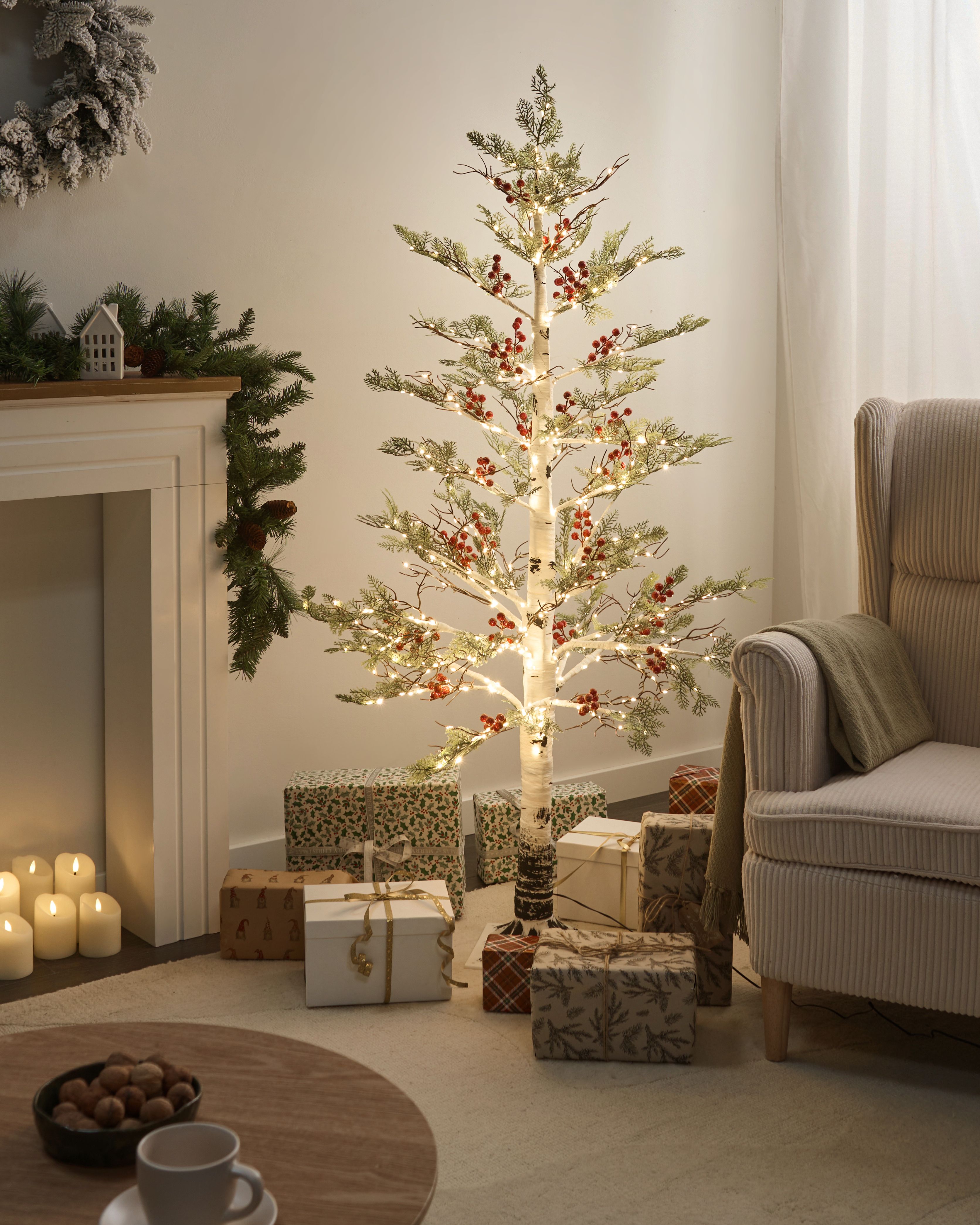 Outdoor Decoration LED VASSLEN Christmas Tree 160 cm White