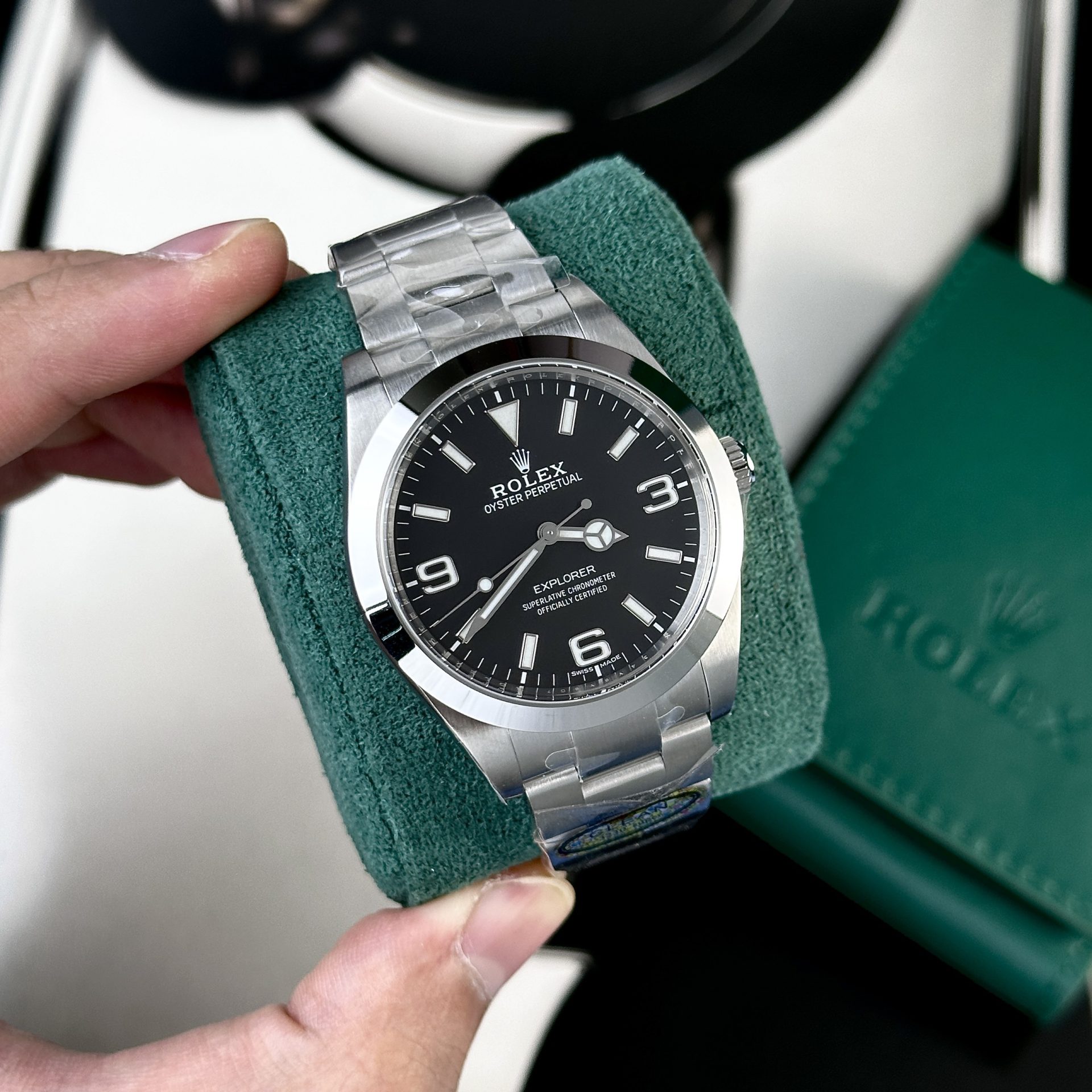 Rolex Best Replica Watch Explorer 214270 Black Dial Metal Wire 39mm - Elite Watch Atelier