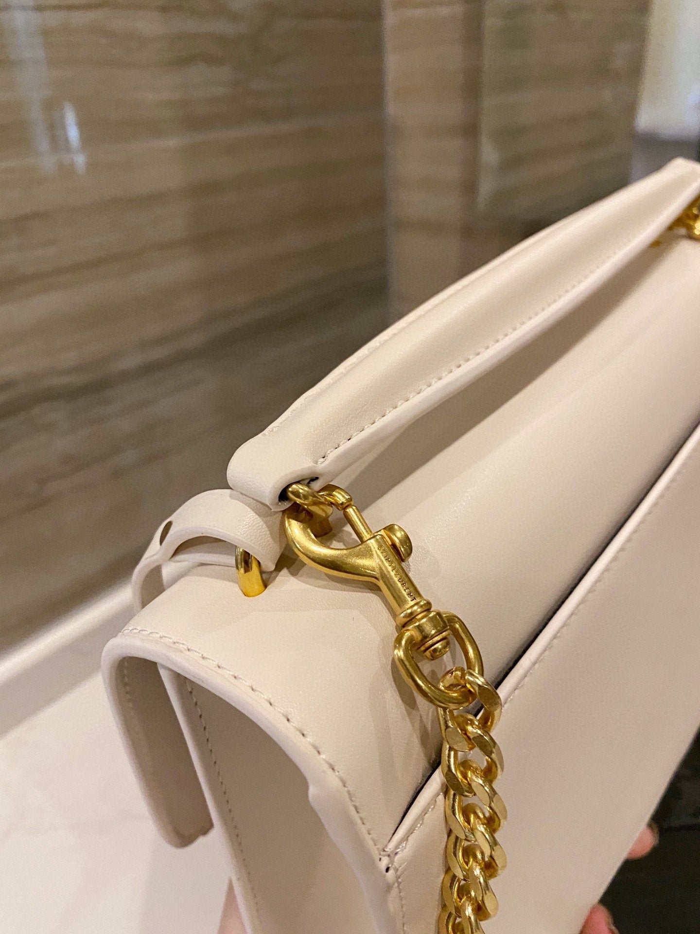 TO – Luxury Edition Bags SLY 1681:1High-quality replica