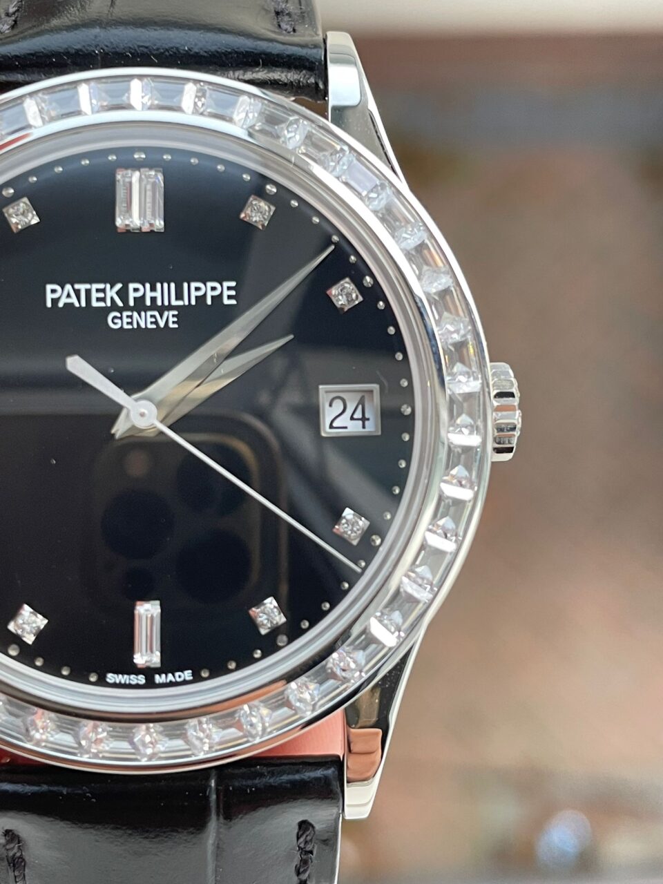 Replica PATEK PHILIPPE Calatrava ZF 5298p Date Sweep Seconds in Diamond Bezel Black Dial ZF factory - Top club