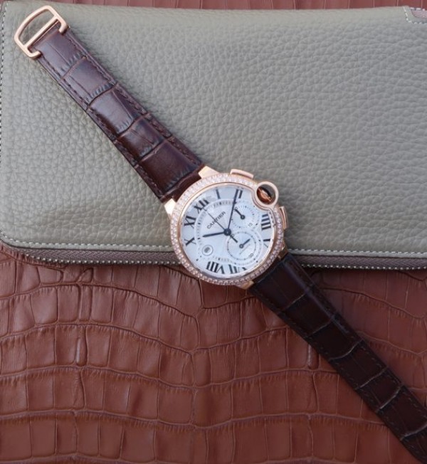 Replica Cartier Ballon Bleu De Cartier Chrono RG White Dial Diamonds Bezel A8101 - Top club