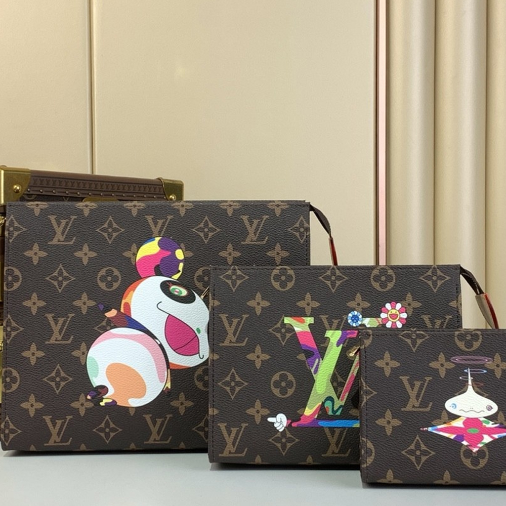 Louis Vuitton LV x TM Trio Toiletry Pouch1:1High-quality replica