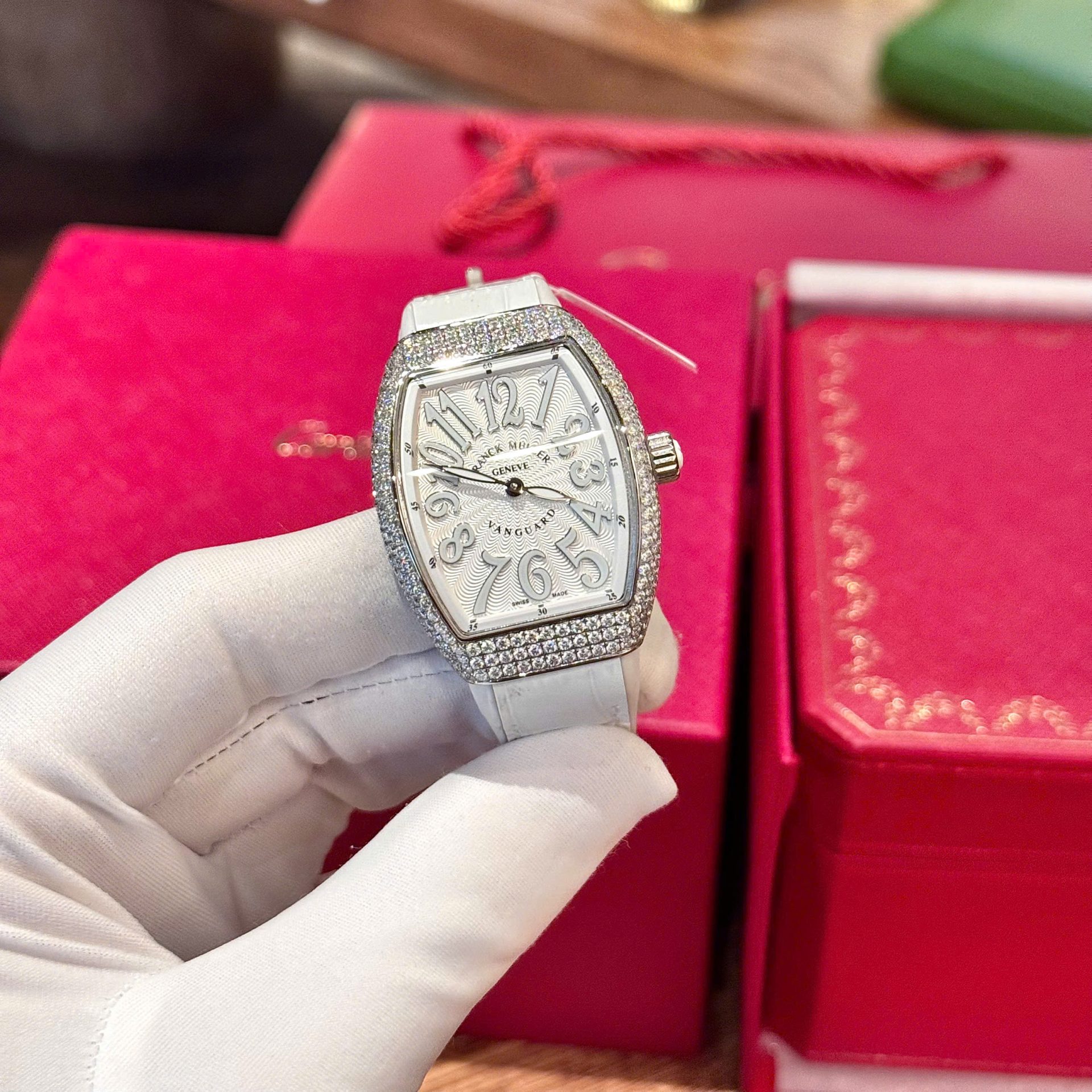 Franck Muller V32 White Dial Replica Watch Custom Diamonds Moissanite Hong Kong 36mm - Top club