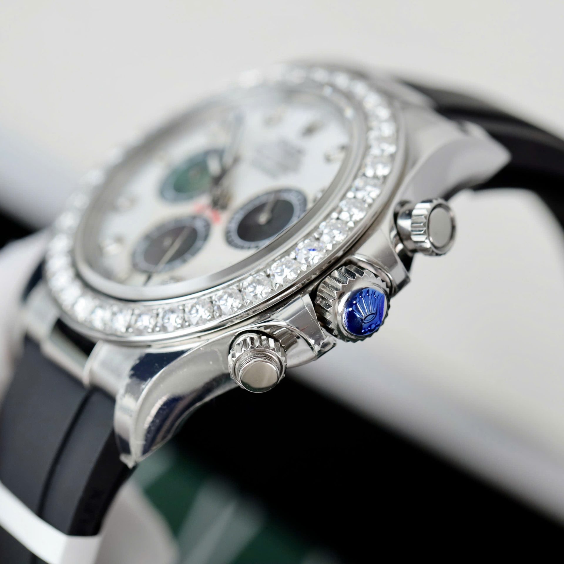 Rolex Daytona Dial MOP Replica Watch Number Pile + Bezel Diamonds Moissanite Custom 40mm - Elite Watch Atelier