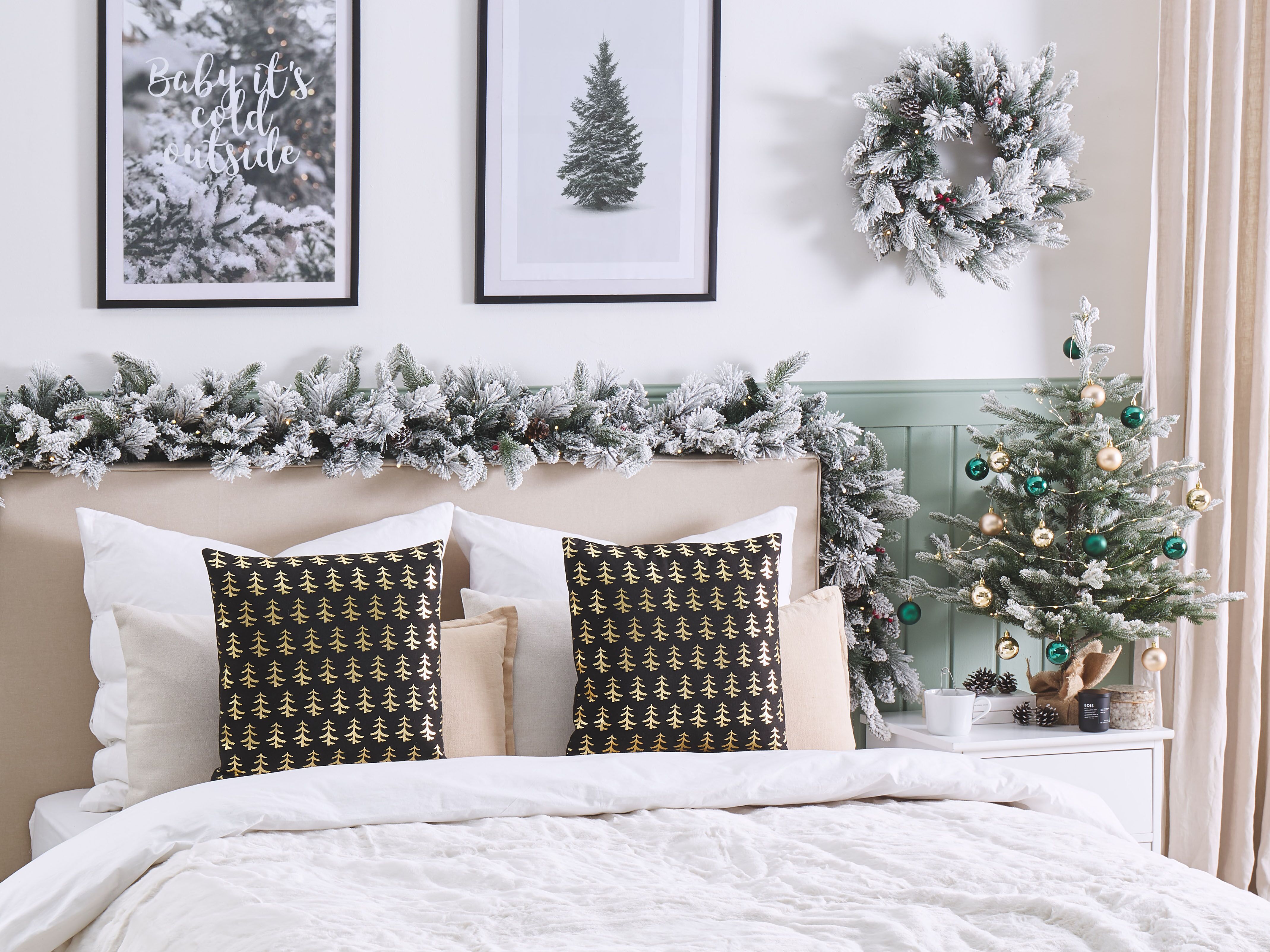Set of 2 Decorative Cushions LEROY Cotton 45 x 45 cm Black Christmas Motif
