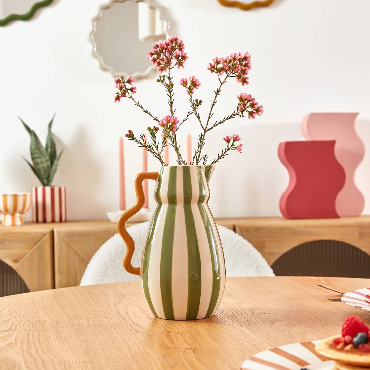 Pitcher "Cheri" Various colors, H.21 cm