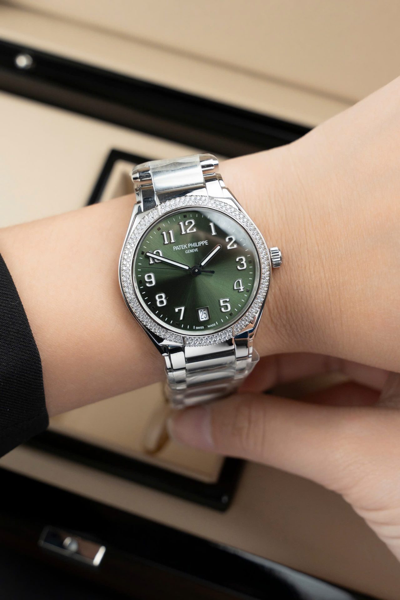 Patek Philippe Copies Watches Twenty 4 7300 Green Dial Metal Wire 36mm - Top club