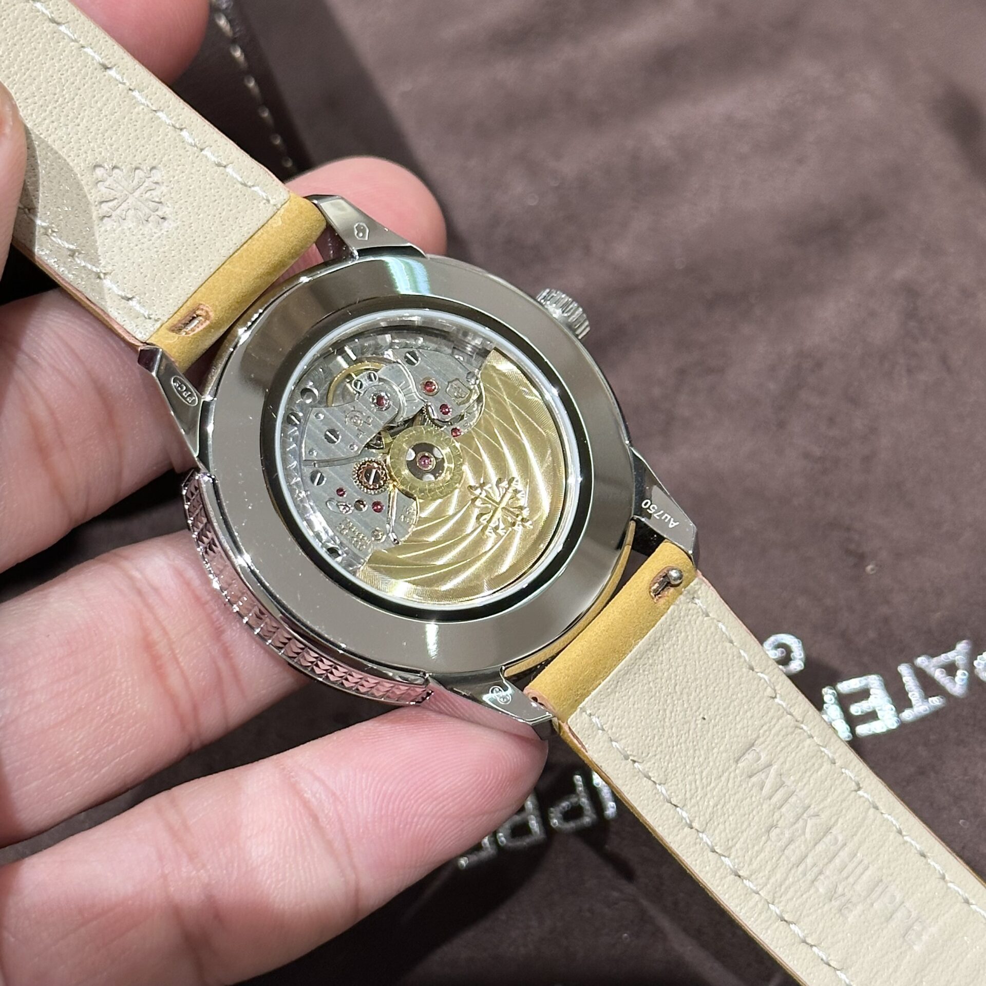 Patek Philippe Calatrava 5226G Best Replica Watch Leather Strap 40mm - Top club
