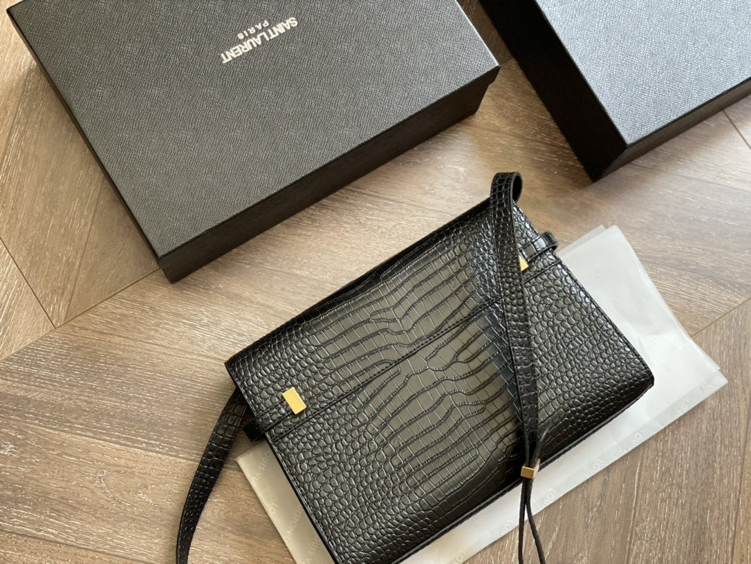TO – Luxury Edition Bags SLY 2061:1High-quality replica
