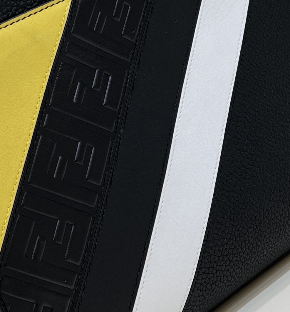 Fendi O'Lock Zipper - Replicaclubs