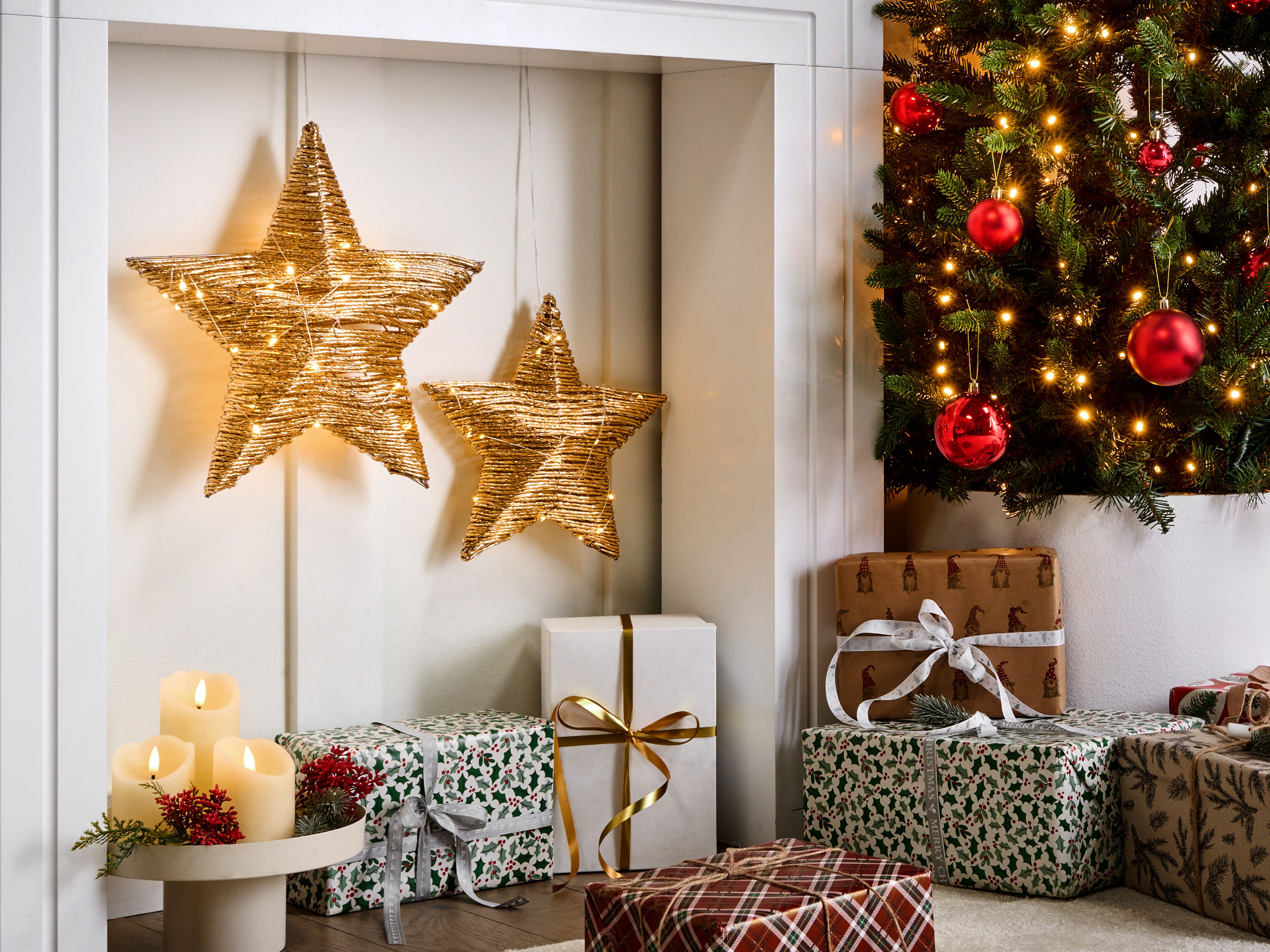 Set of 2 Christmas Decorations LED HAMPEN Star 24/30 cm Gold