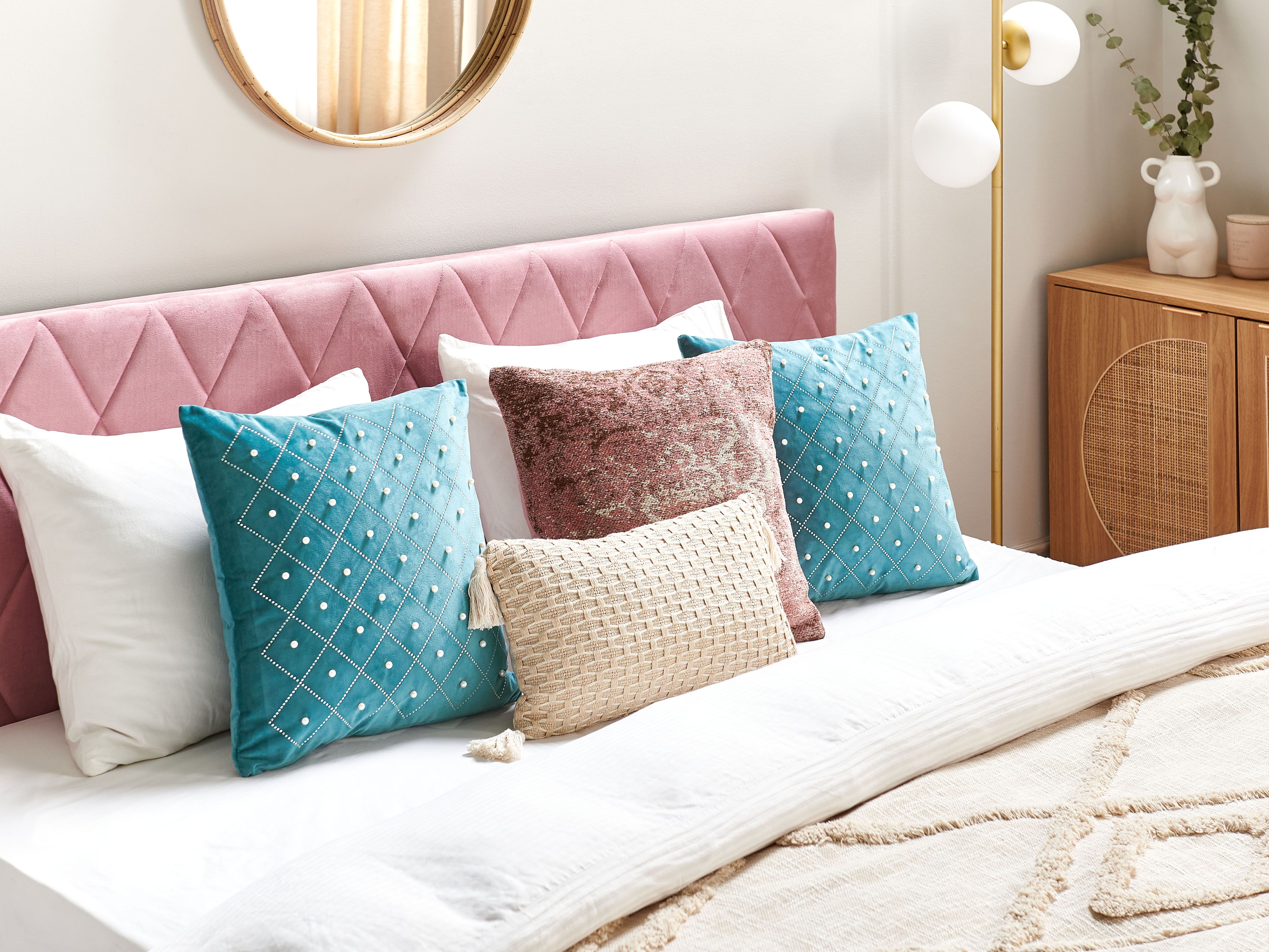 Set of 2 Decorative Cushions YARROW Velvet 45 x 45 cm Teal Geometric Pattern