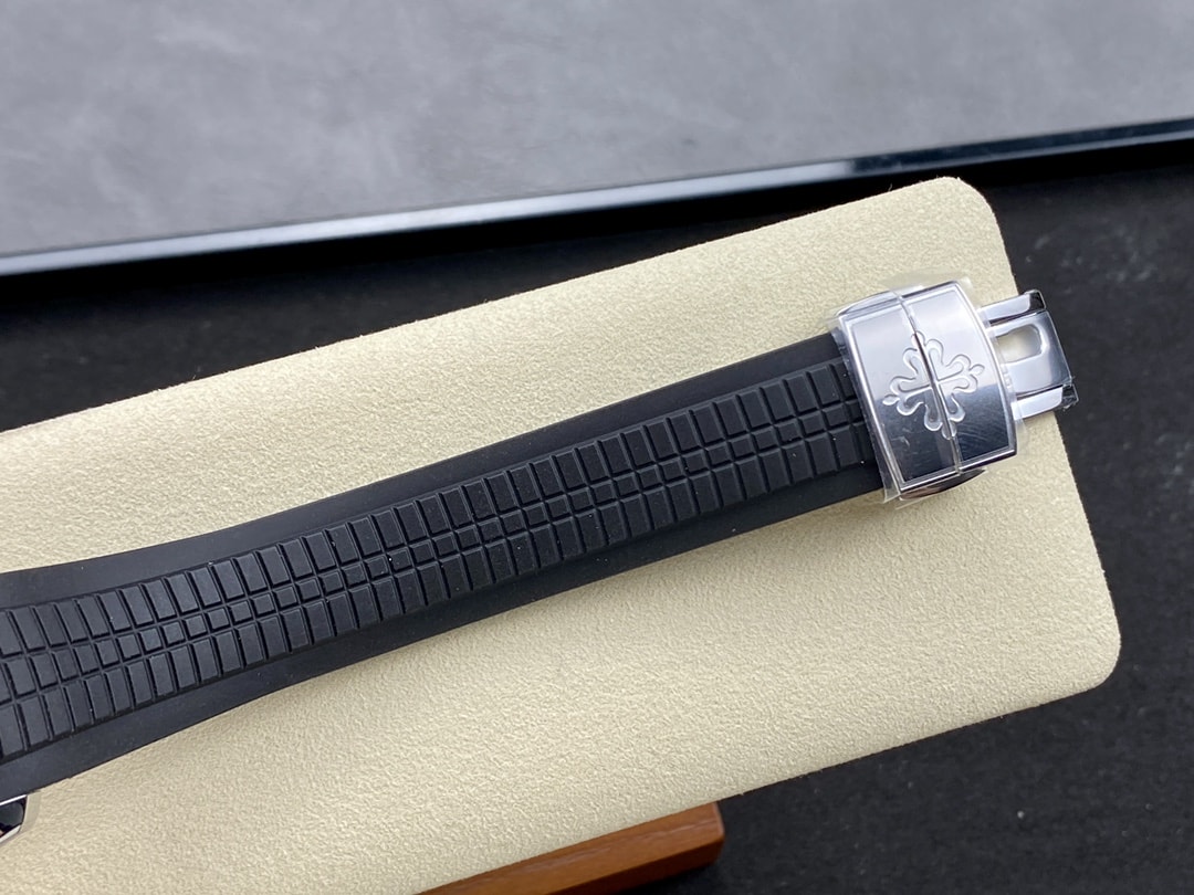 Fake Patek Philippe Replica Watch Aquanaut Date Sweep Seconds Stainless Steel Black Dial 5167A-001 3KF(1:1 replica) - Top club