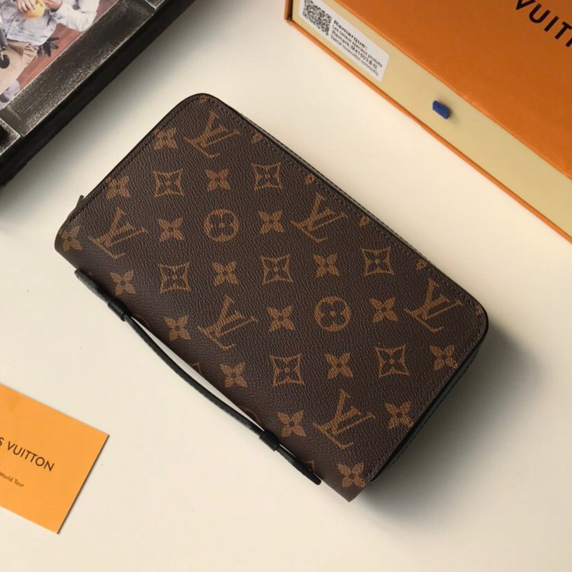 Louis Vuitton LV Zippy Wallet