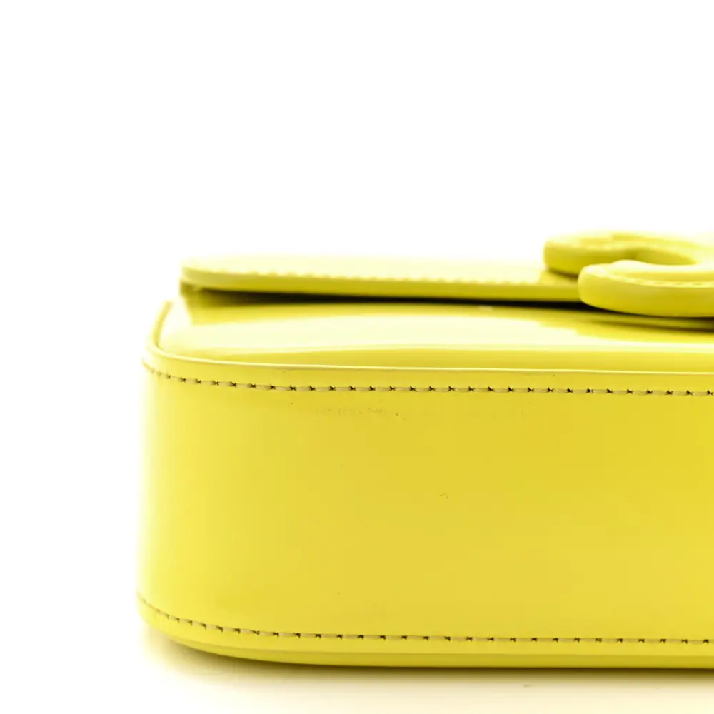 Superfake Celine Anis Triomphe Bag – Gold Hardware & Calfskin Leather1:1High-quality replica
