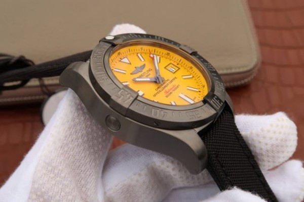 Replica Breitling Avenger II Seawolf PVD GF Yellow Dial Black Nylon Strap A2824 - Top club