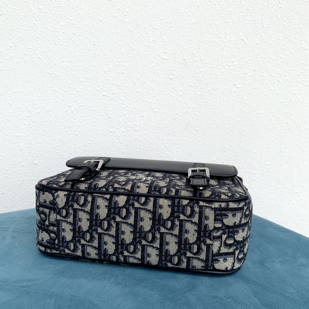 Messenger Bag Black For Women‎ 10in/26cm CD M9994PTVY_M9281:1High-quality replica