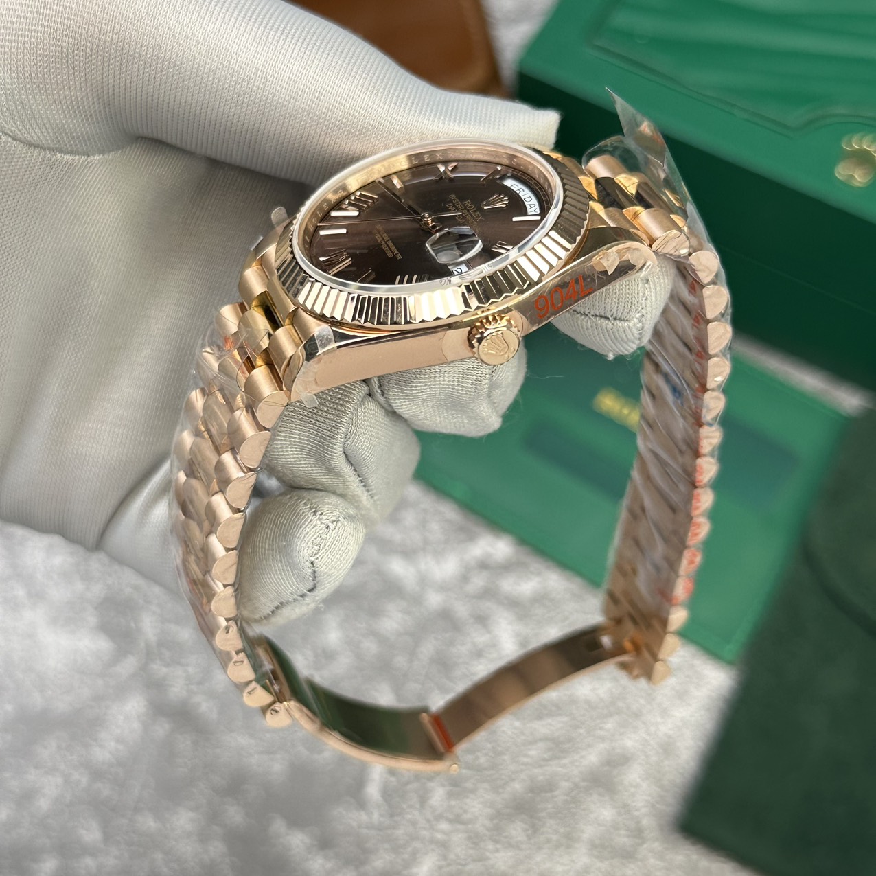 Rolex Day-Date 228235 Rose Gold Chocolate Dial Replica Watch V2 GM Factory 40mm - Top club