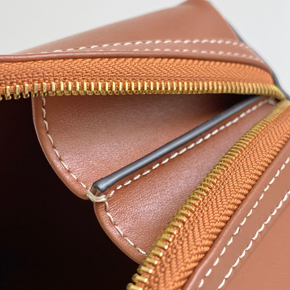 CELINE Clutch on Chain Cuir triomphe IN smooth calfskin(High-end Grade)1:1High-quality replica