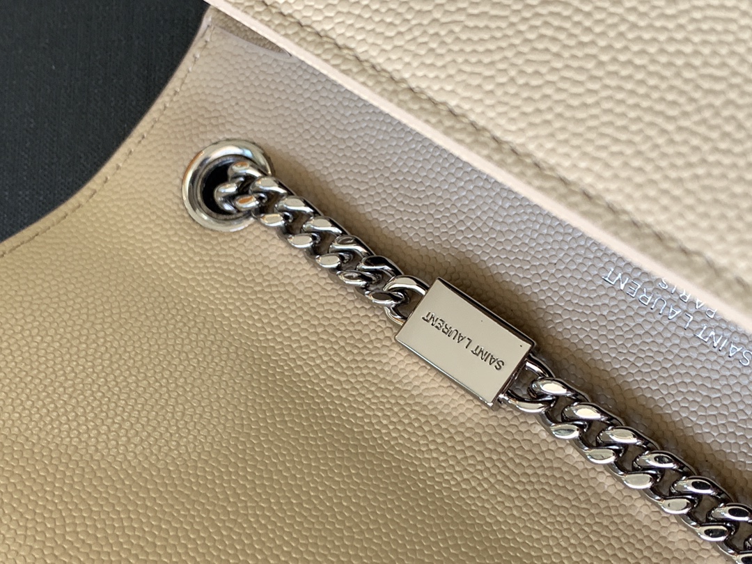 KATE SMALL CHAIN BAG IN GRAIN DE POUDRE EMBOSSED LEATHER1:1High-quality replica