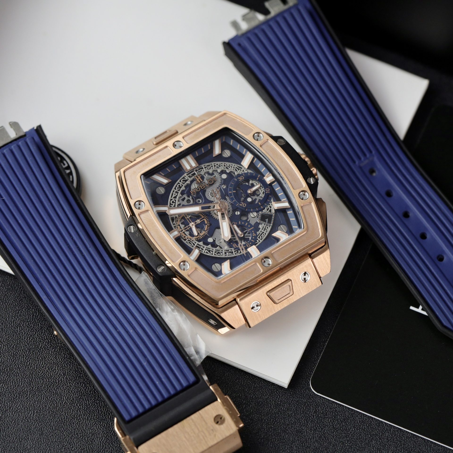 Hublot Replica Watch Spirit Of Big Bang King Gold Dial Blue 42mm - Elite Watch Atelier