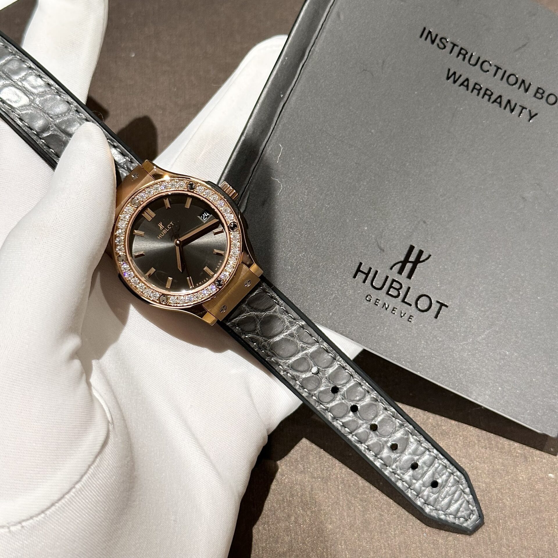 Hublot Women s Replica Watch With Moissanite Diamond 33mm - Elite Watch Atelier