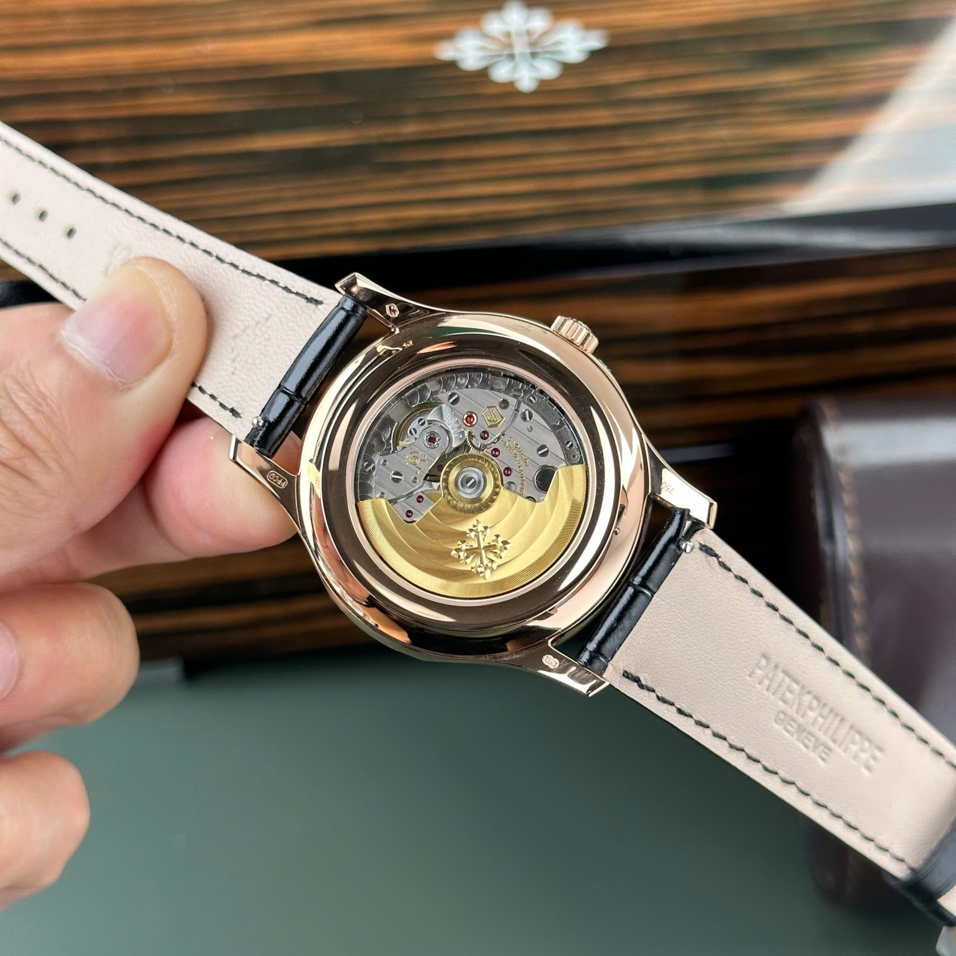 Patek Philippe Complications 5205 Replica 11 Watch Green Dial KM Factory 40mm - Top club