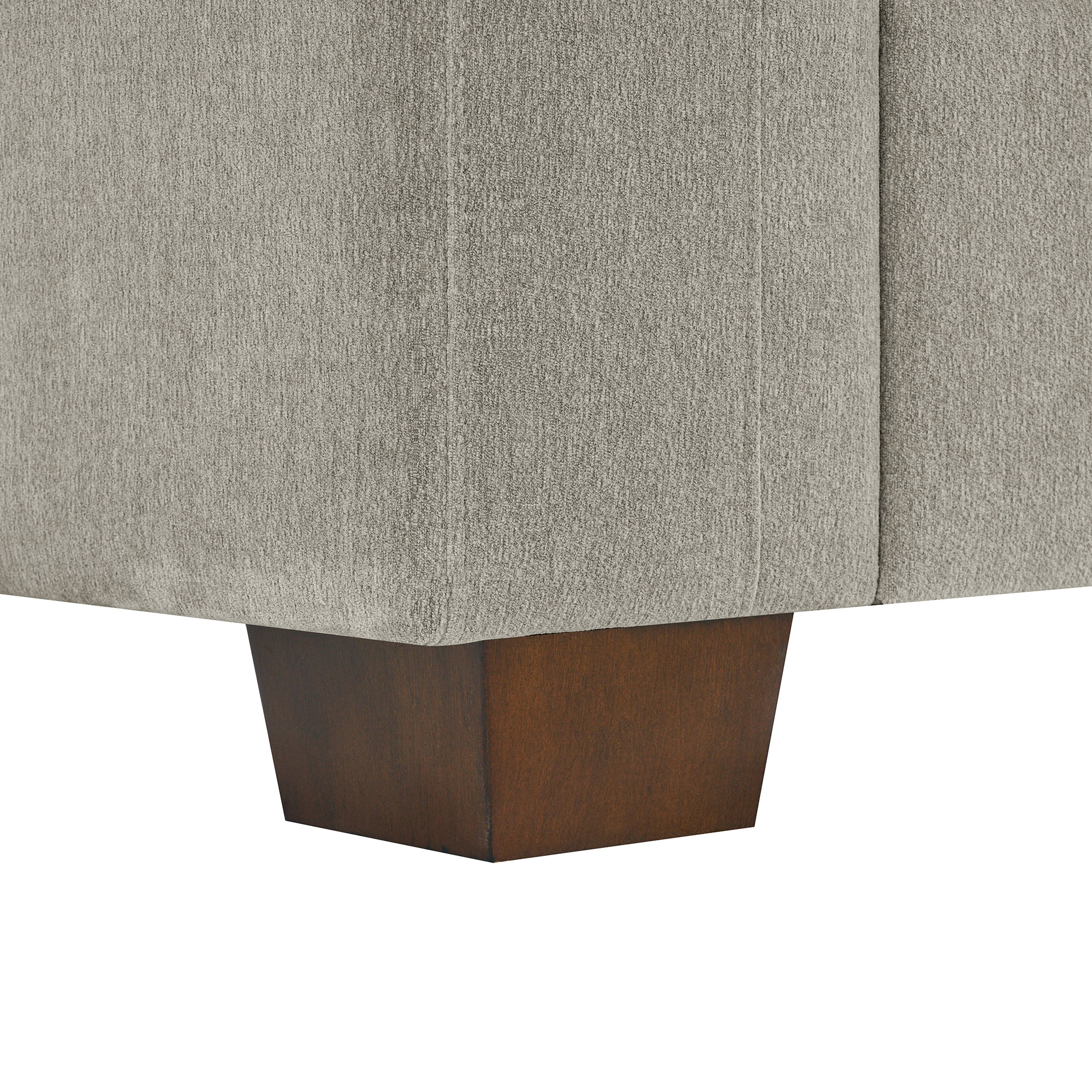 Thomasville Walsen Sectional with Storage Ottoman - Image 7
