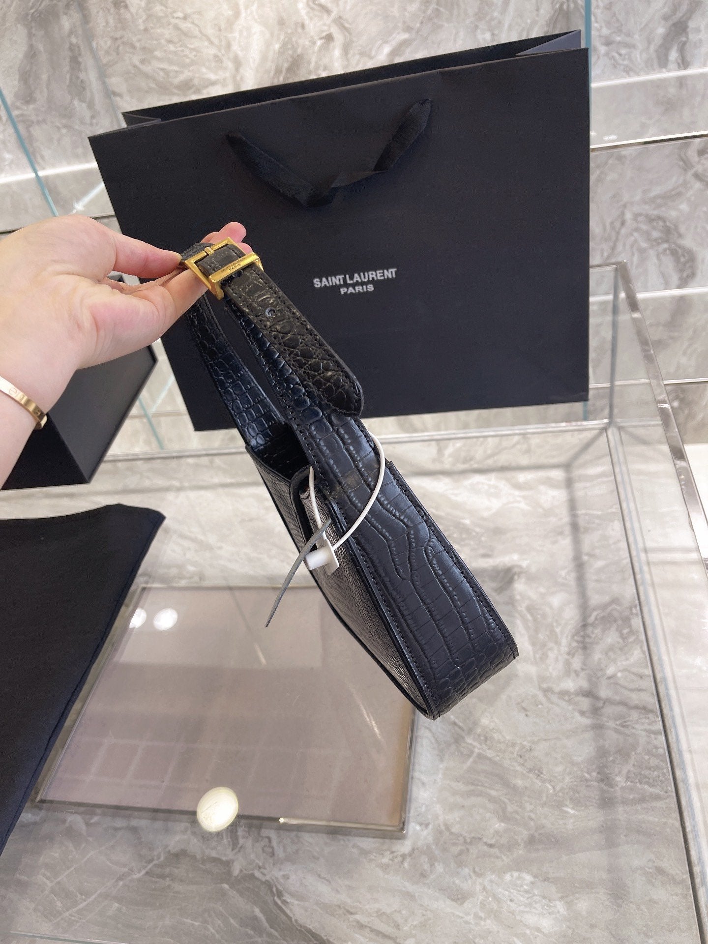 TO – Luxury Edition Bags SLY 2061:1High-quality replica