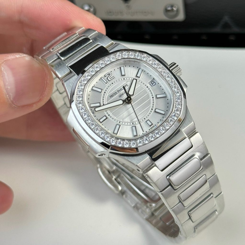 Patek Philippe Clone Watch Nautilus 7010 Womens White Dial 32mm - Top club