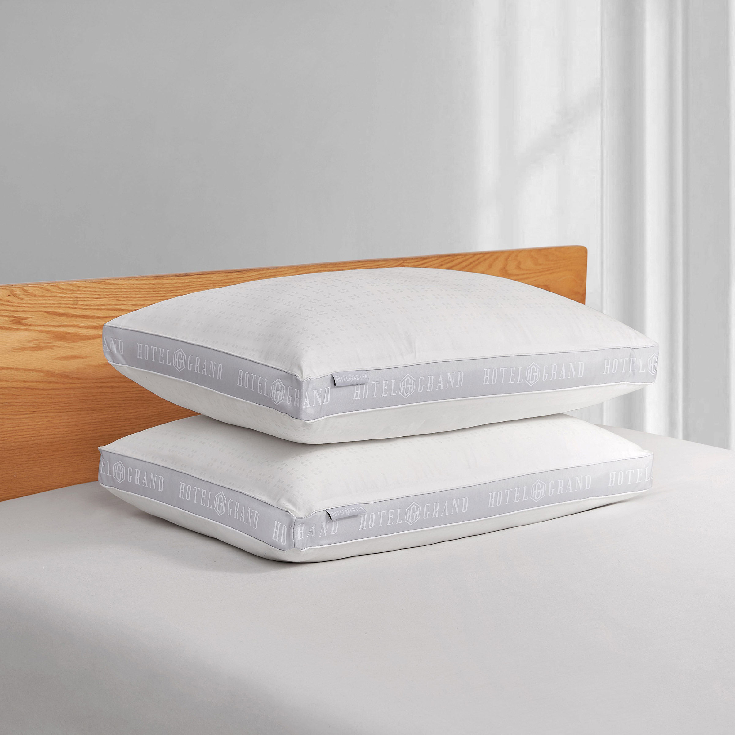 Hotel Grand ClusterSoft Gel 2-pack Bed Pillow