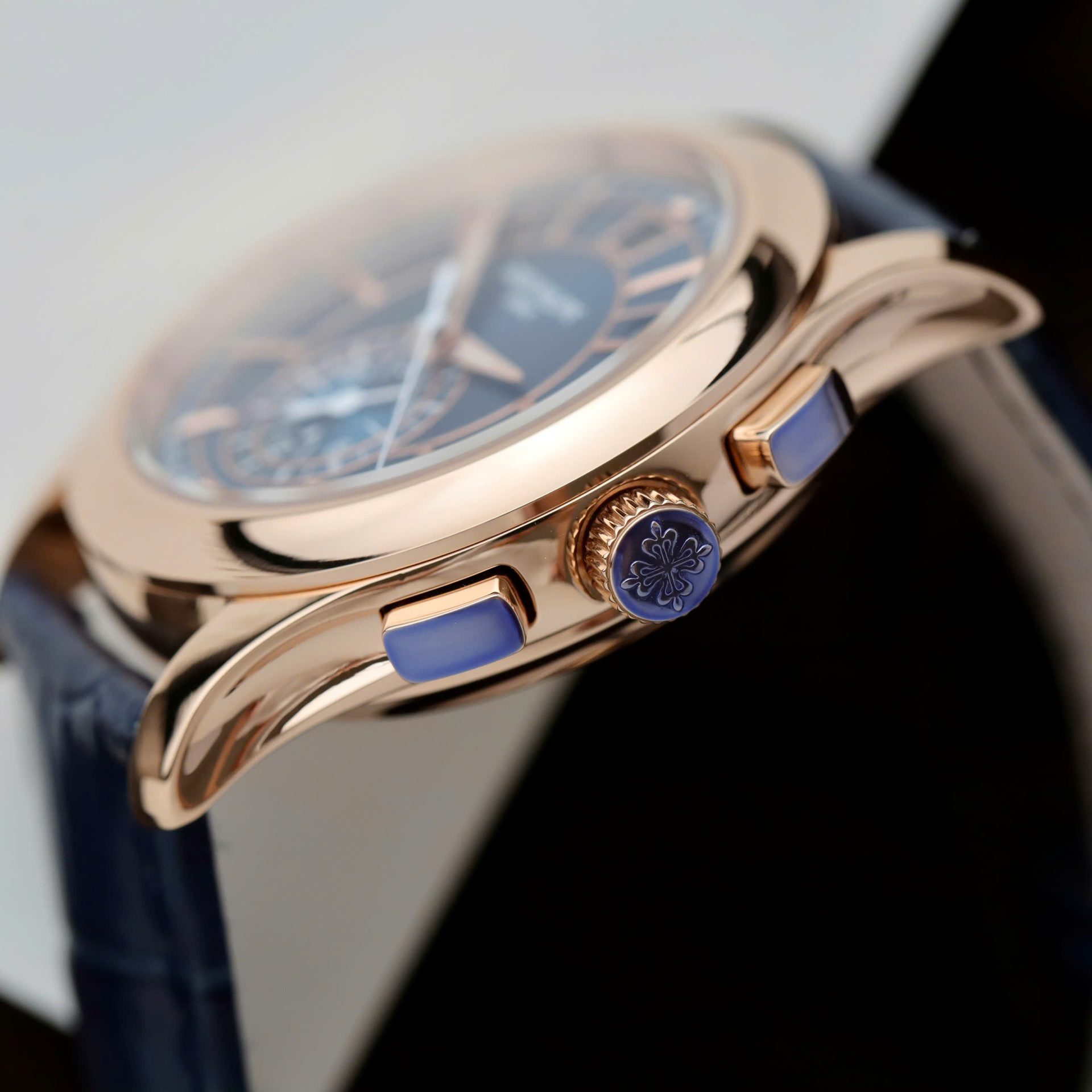 Patek Philippe Replica Watch Complications 5905R Chronograph Blue Dial Leather Strap 41mm - Top club