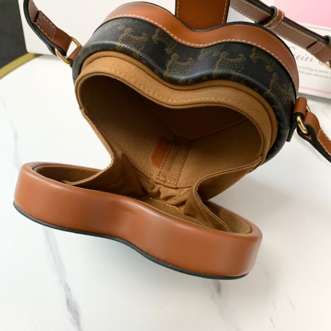 Celine Triomphe Heart Tambour Bag1:1High-quality replica