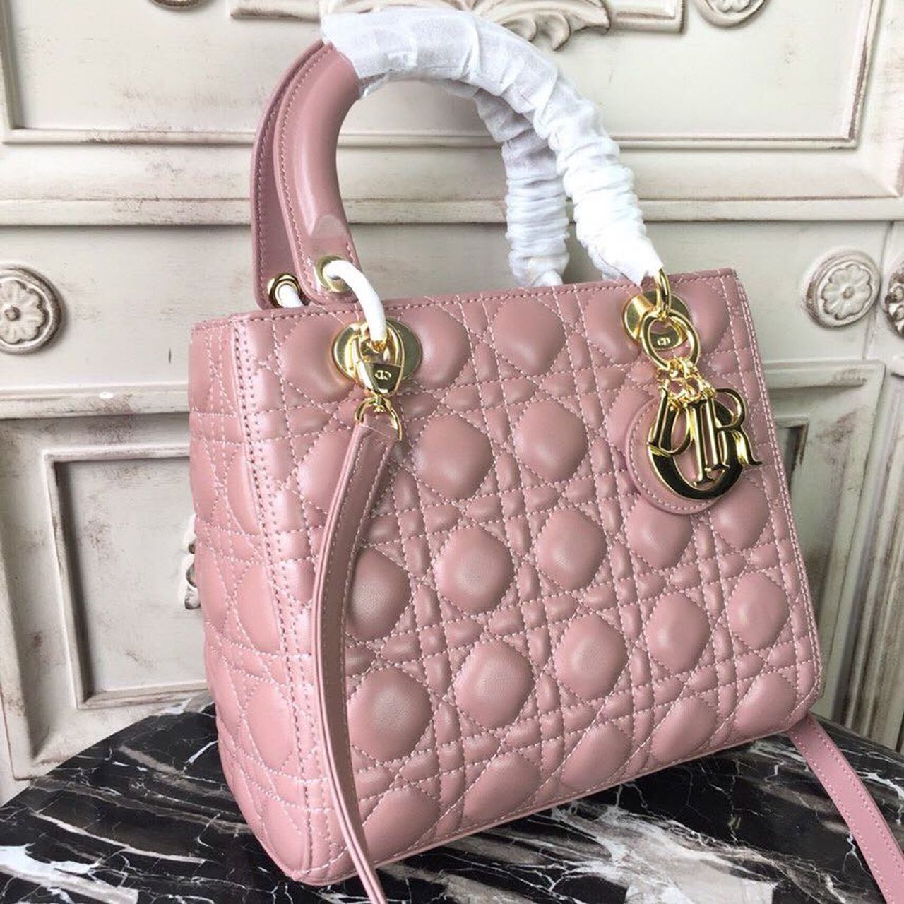 Christian Dior Medium Lady Dior Bag Gold Toned Hardware Dusty Pink For Women 24cm/9in CD1:1High-quality replica