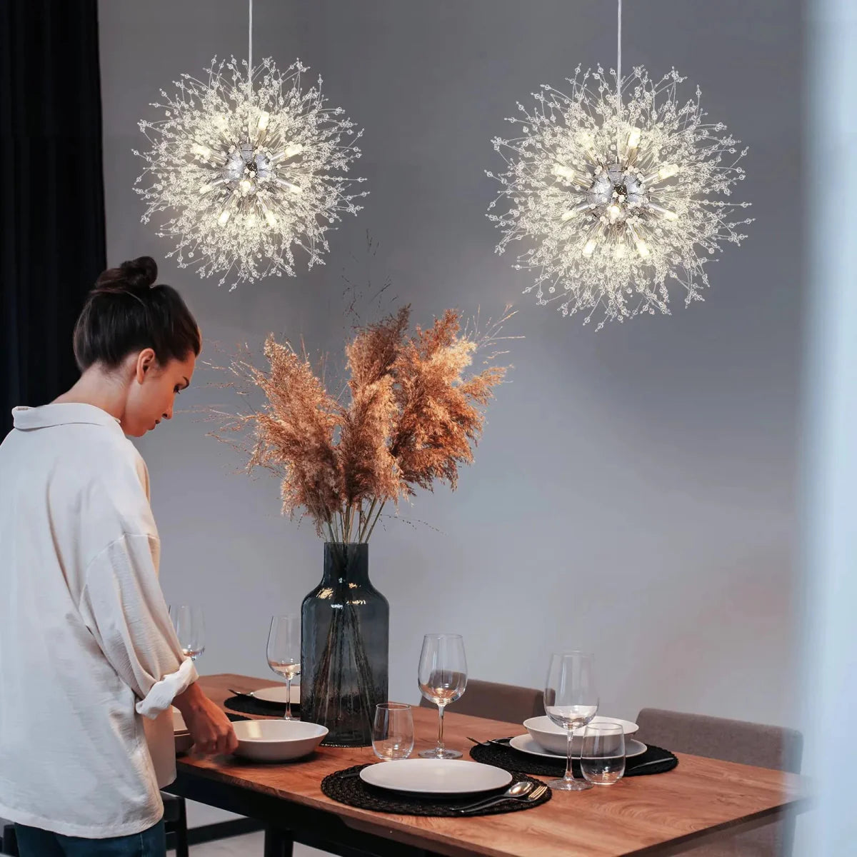 BloomLuxe – Paardenbloem Kristallen Kroonluchter in Elegant Design