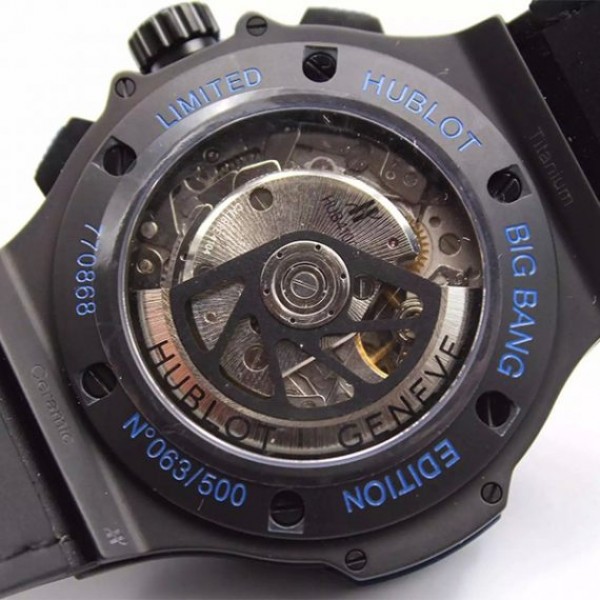 Replica Hublot Big Bang Full Ceramic Evolution Blue Magicb Gummy Strap HUB4104 - Top club