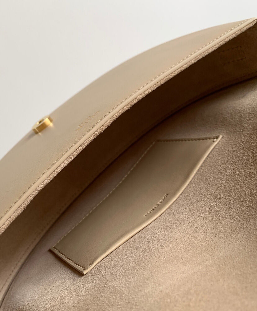 Celine Besace Cuir Triomphe In Smooth Calfskin Apricot1:1High-quality replica