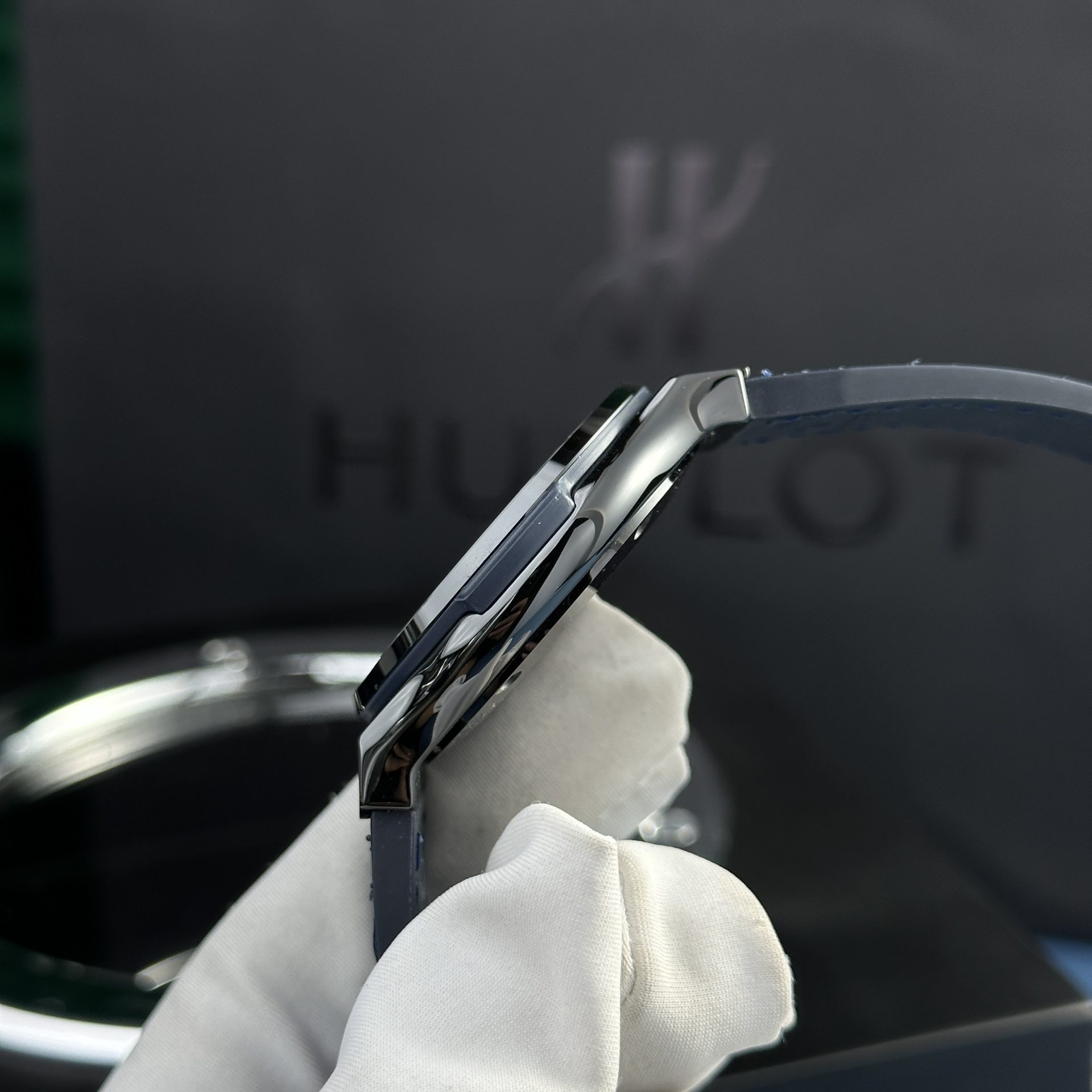 Hublot Replica 11 Watch Black Ceramic Case Blue Dial Refined Movement SW300 JJZ 42mm - Top club