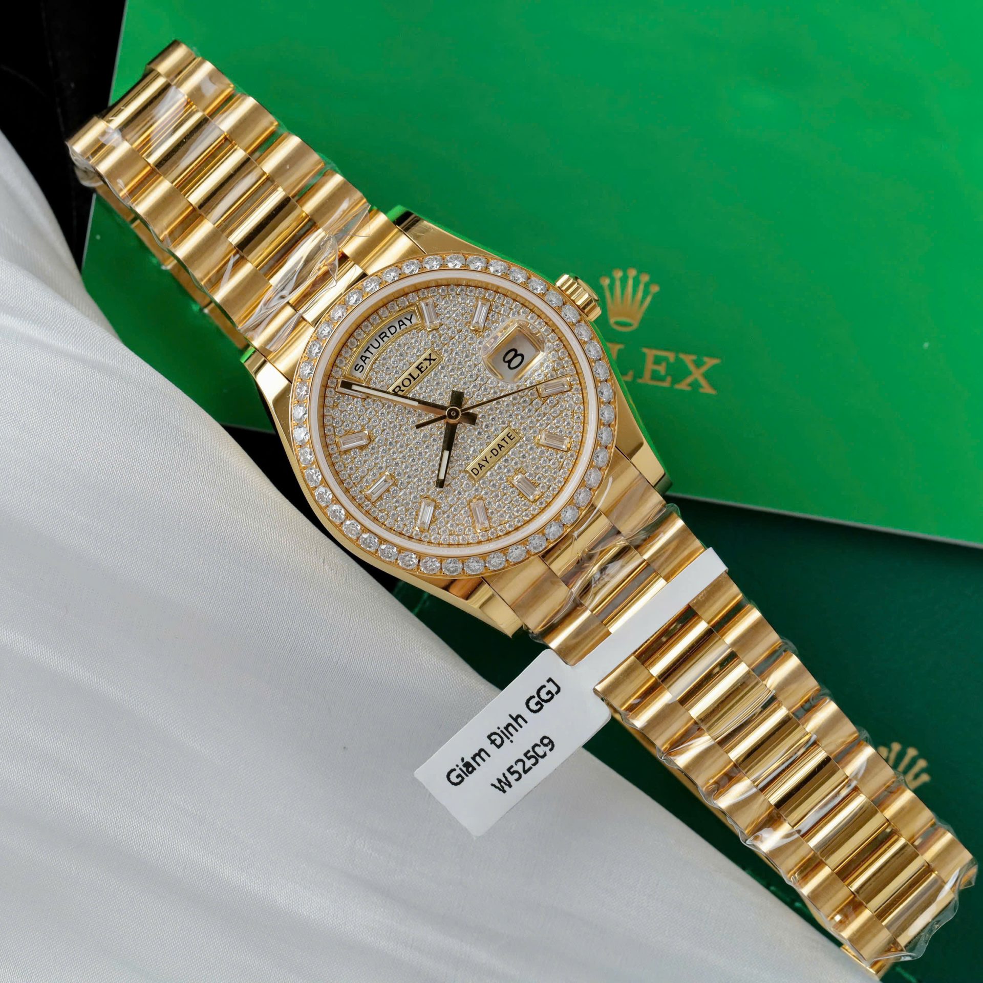 Rolex Day-Date 18K Gold Wrapped + Moissanite Diamonds Copies Watches GM Factory 36mm - Elite Watch Atelier
