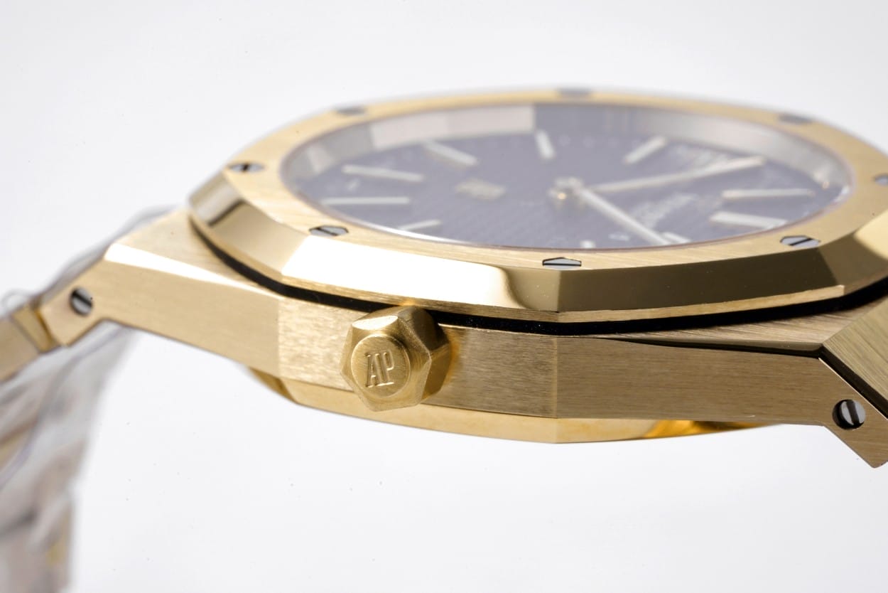 Audemars Piguet Replica Watch Royal Oak Extra-Thin Yellow Gold Blue Index 39mm Yellow Gold Bracelet 15202BA.OO.1240BA.01-BFV2(1:1 replica) - Top club