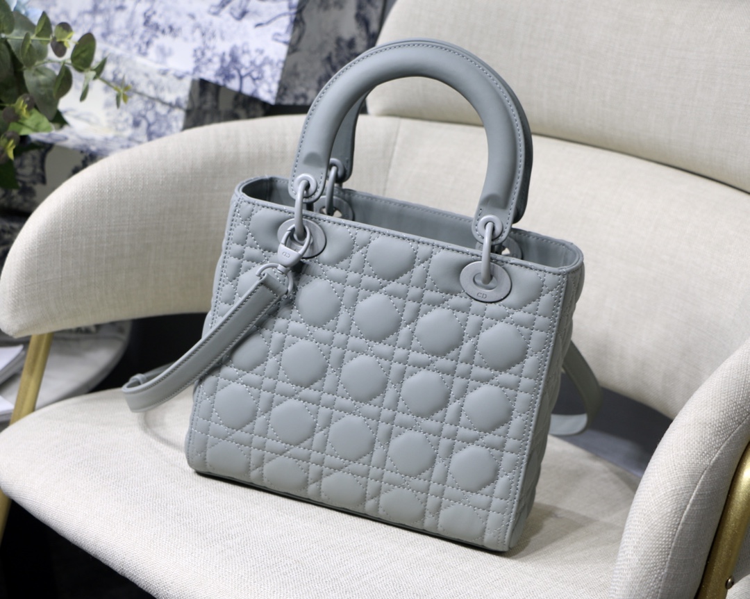 Medium Lady Bag  Black/White/Beige/Grey For Women 9.5in/24cm M0565ONGE_M9001:1High-quality replica