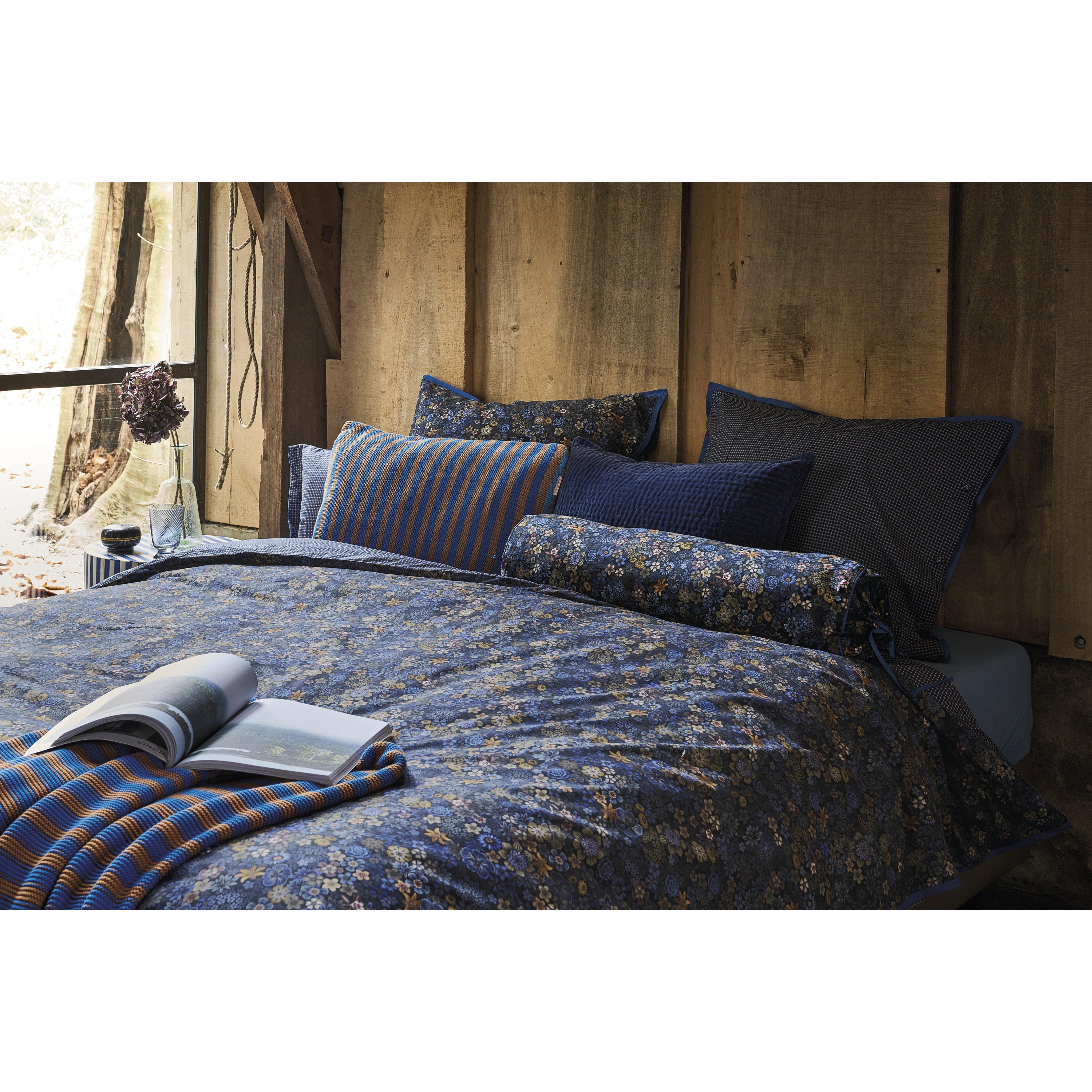 Pip Studio Tutti I Fiori Dekbedovertrek 240 x 200/220 cm - Donkerblauw
