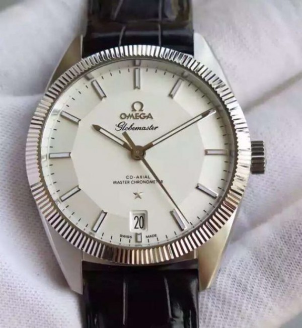 Replica Omega V6 Globemaster Master White Dial Leather Strap A8900 - Elite Watch Atelier