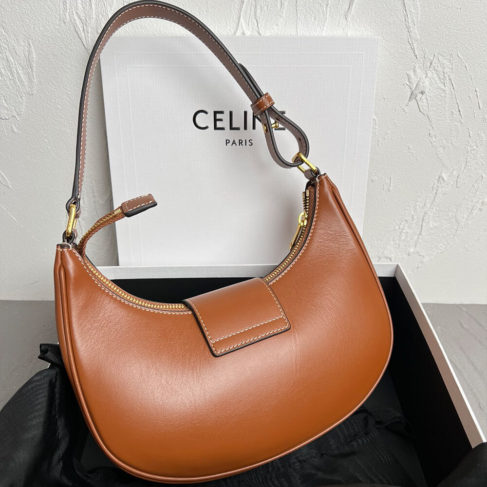 CELINE MEDIUM AVA TRIOMPHE BAG in Smooth Calfskin1:1High-quality replica
