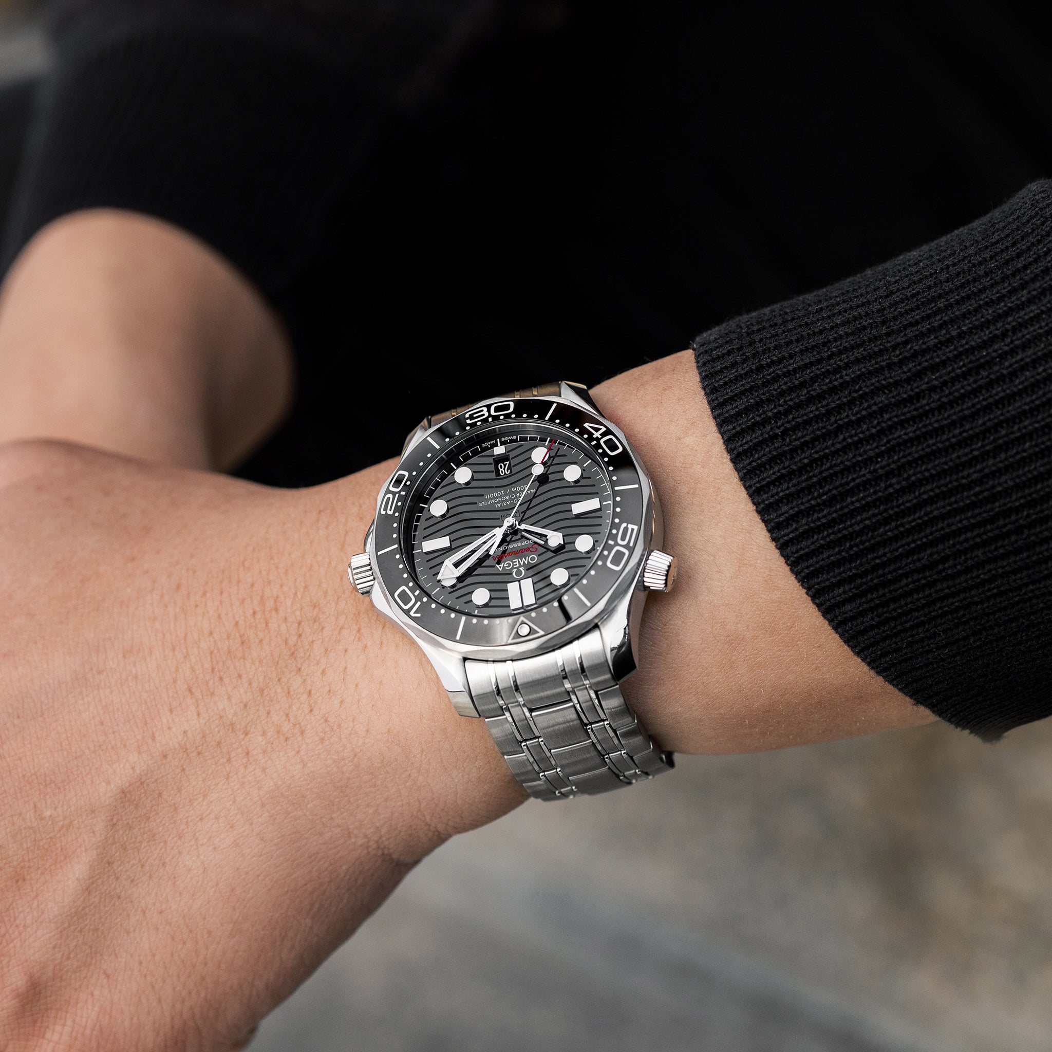 Seamaster Diver 300M Co-Axial Master Chronometer 42mm Black Dial On Bracelet(1:1 replica) - Elite Watch Atelier
