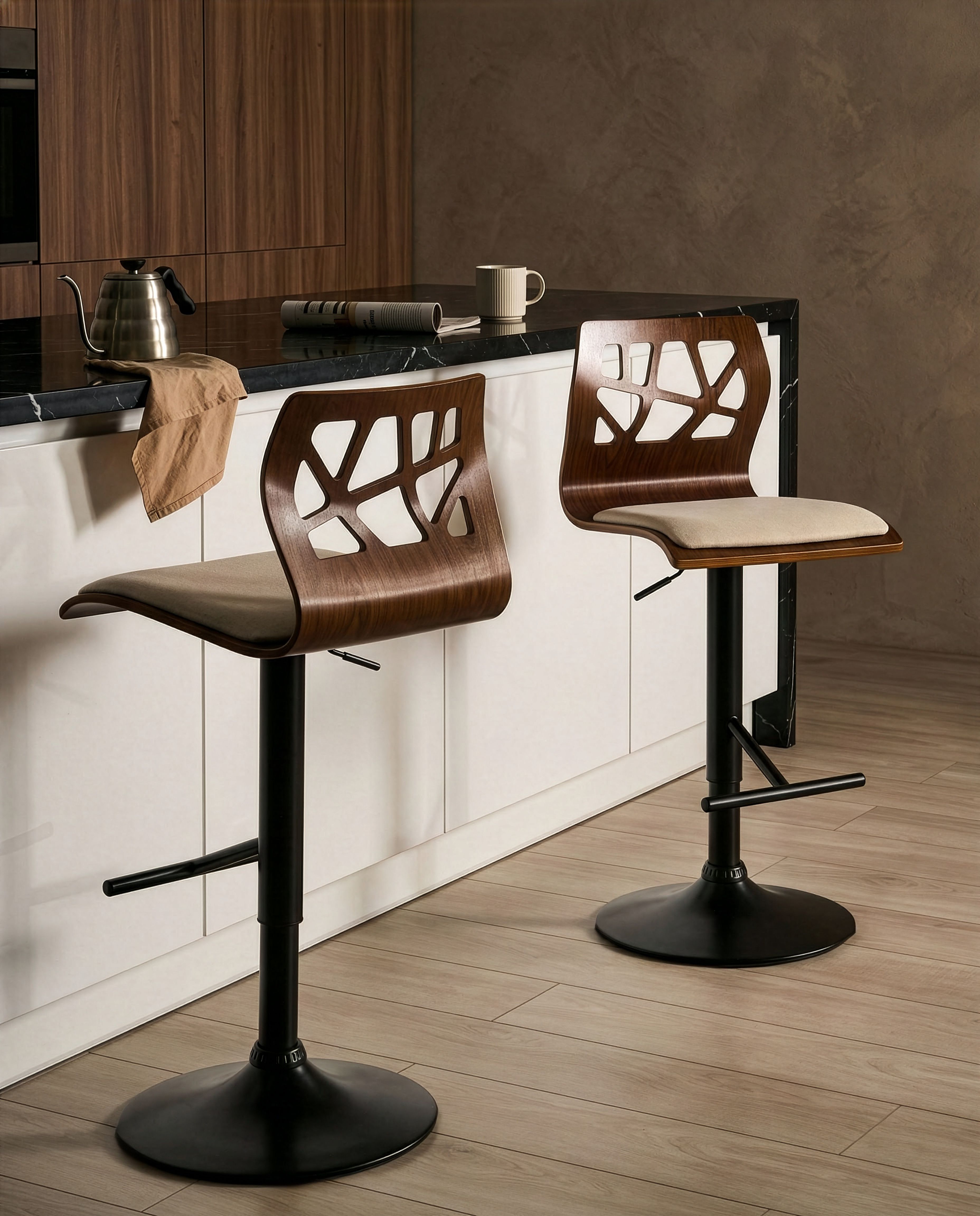 Set of 2 Bar Chairs PETERSBURG Faux Leather Black/ Beige