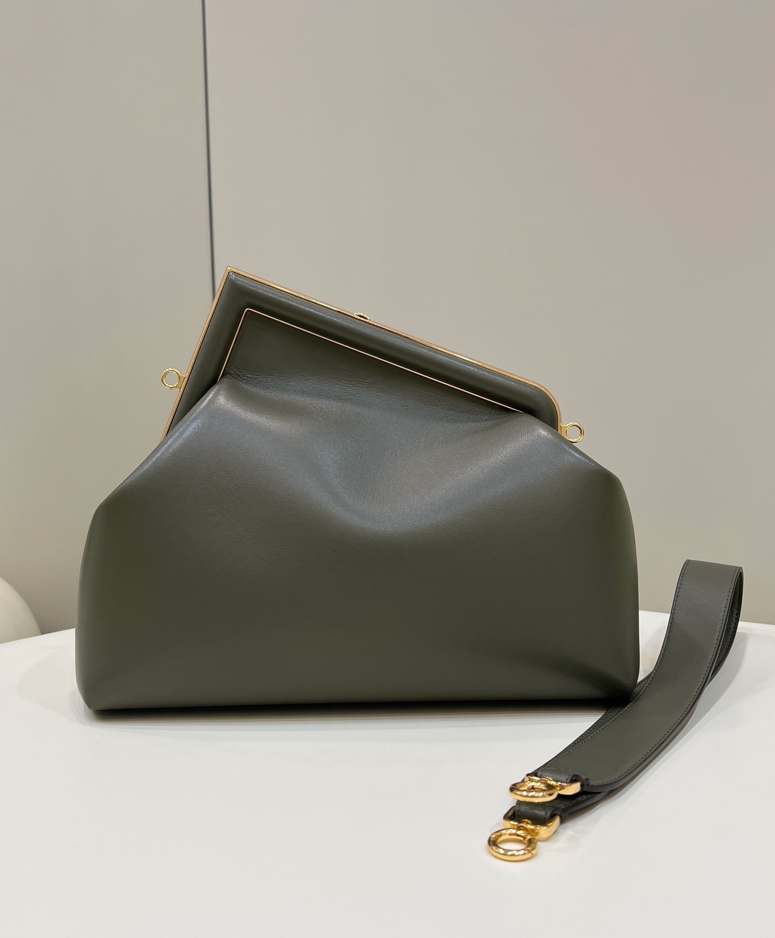 FENDI FIRST Medium Dark Green leather bag - Replicaclubs