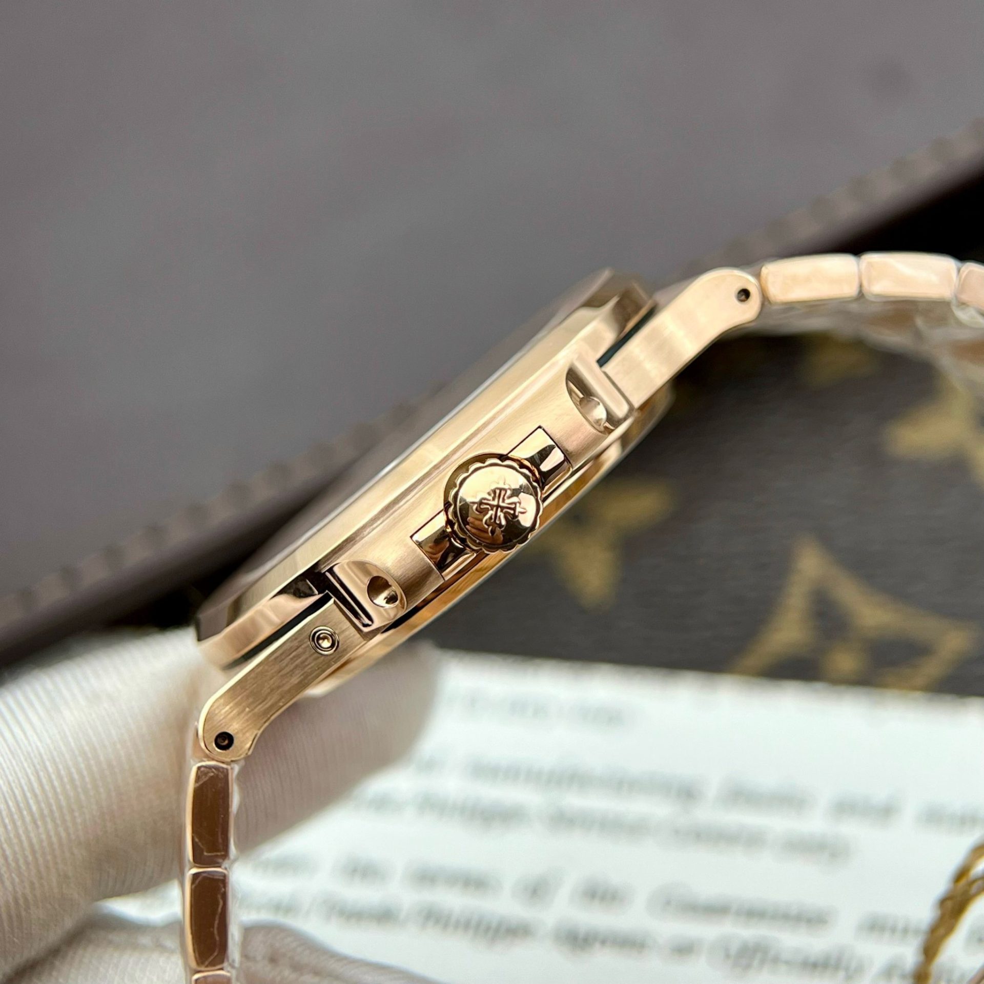 Patek Philippe Replica 1:1 Watch Nautilus 5712 Rose Gold Factory PPF V2 40mm - Top club